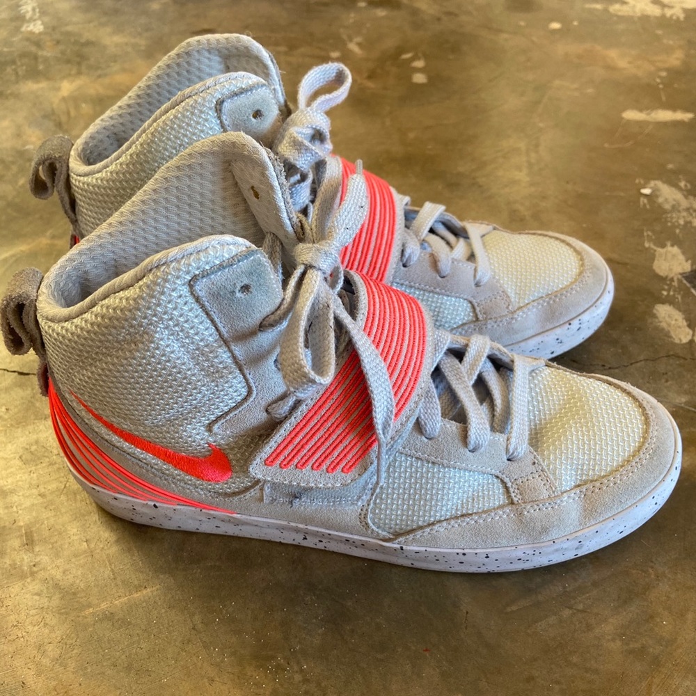 Nike sky steppers